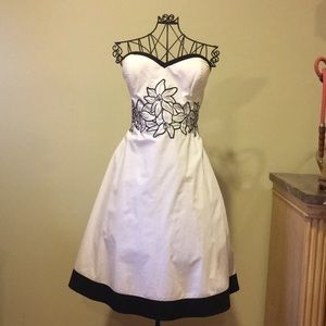 White House Black Market Strapless Dress